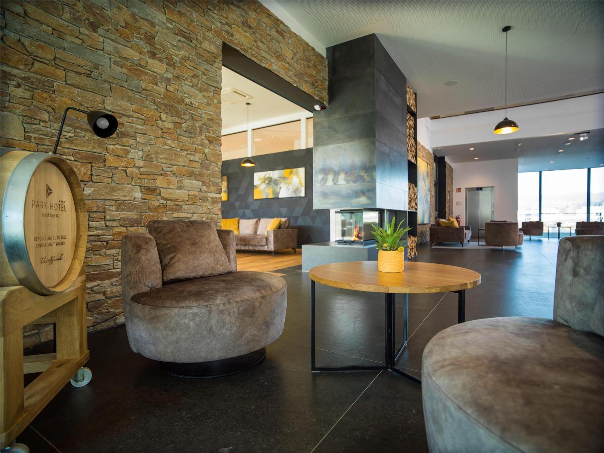 Best Western Parkhotel Hagenberg Hagenberg im Muhlkreis ภายนอก รูปภาพ